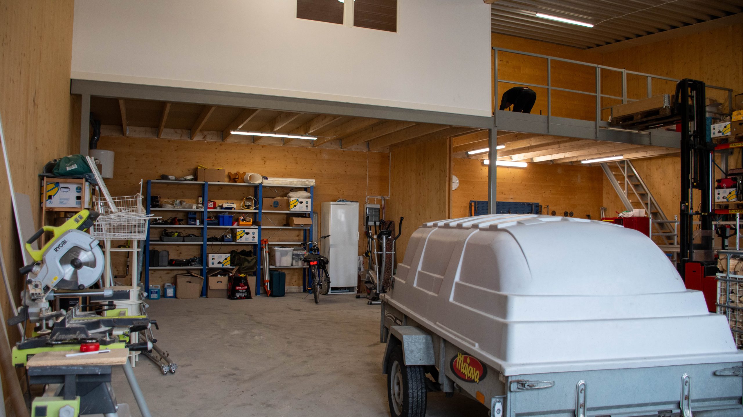 Förvara stora och små ägodelar i en egen lokal i Västerås.